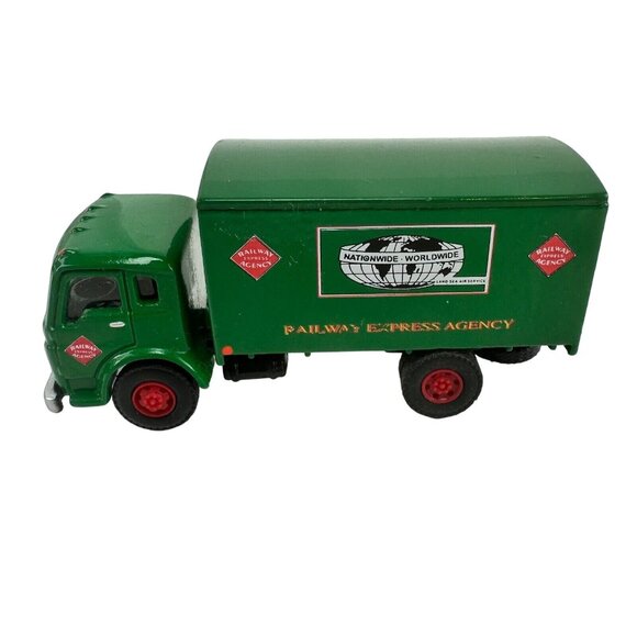 Imex Model Metal Die Cast Box Truck Railway Express Agency - Picture 4 of 6